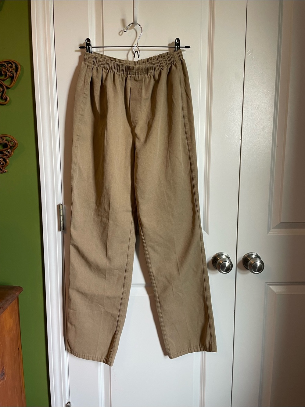 Bob Barker TriStitch Institutional Signature Line of  Pants medium